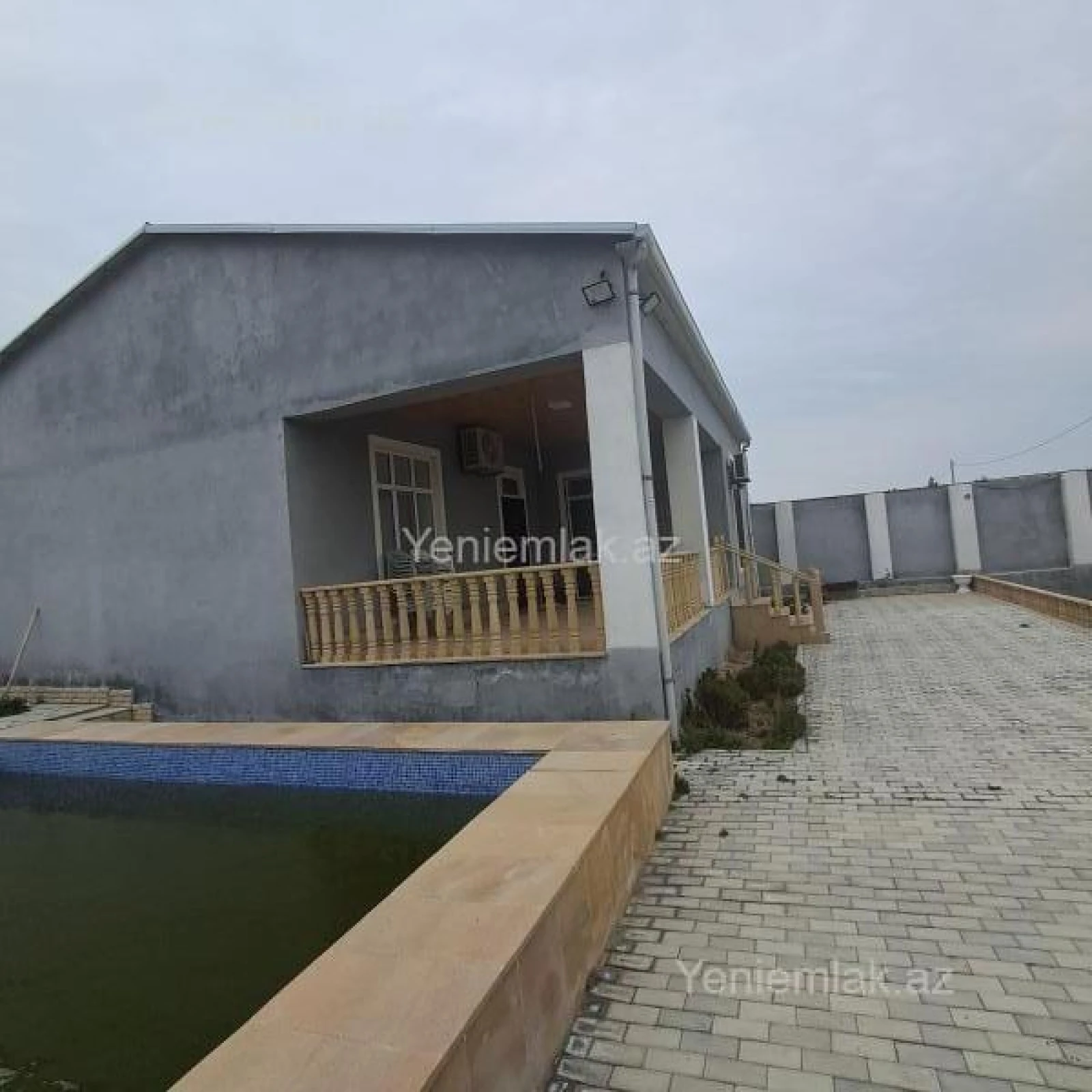 Satılır 3 otaqlı həyət evi 120 m²