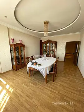 Satılır 4 otaqlı yeni tikili 161 m²
