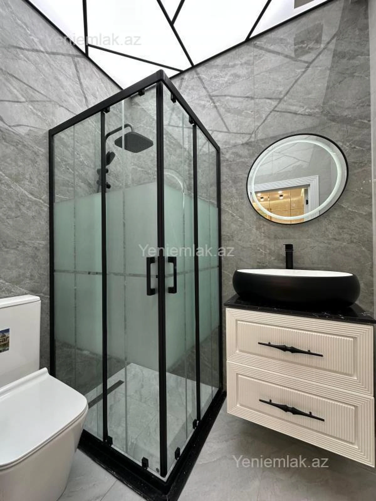 Satılır 3 otaqlı yeni tikili 80 m²