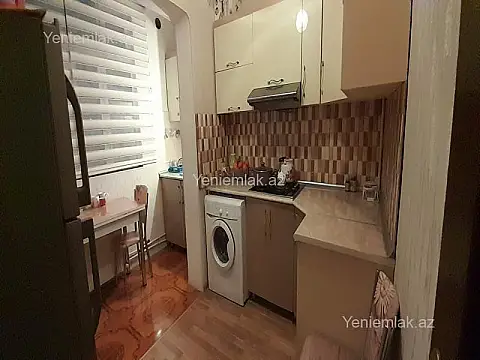Satılır 3 otaqlı köhnə tikili 71 m²