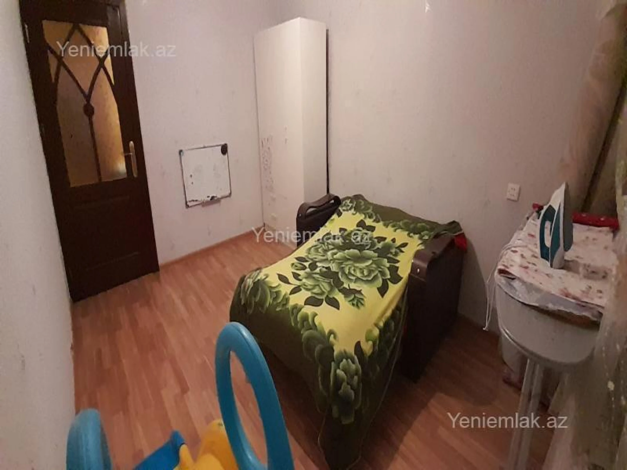 Satılır 3 otaqlı köhnə tikili 71 m²