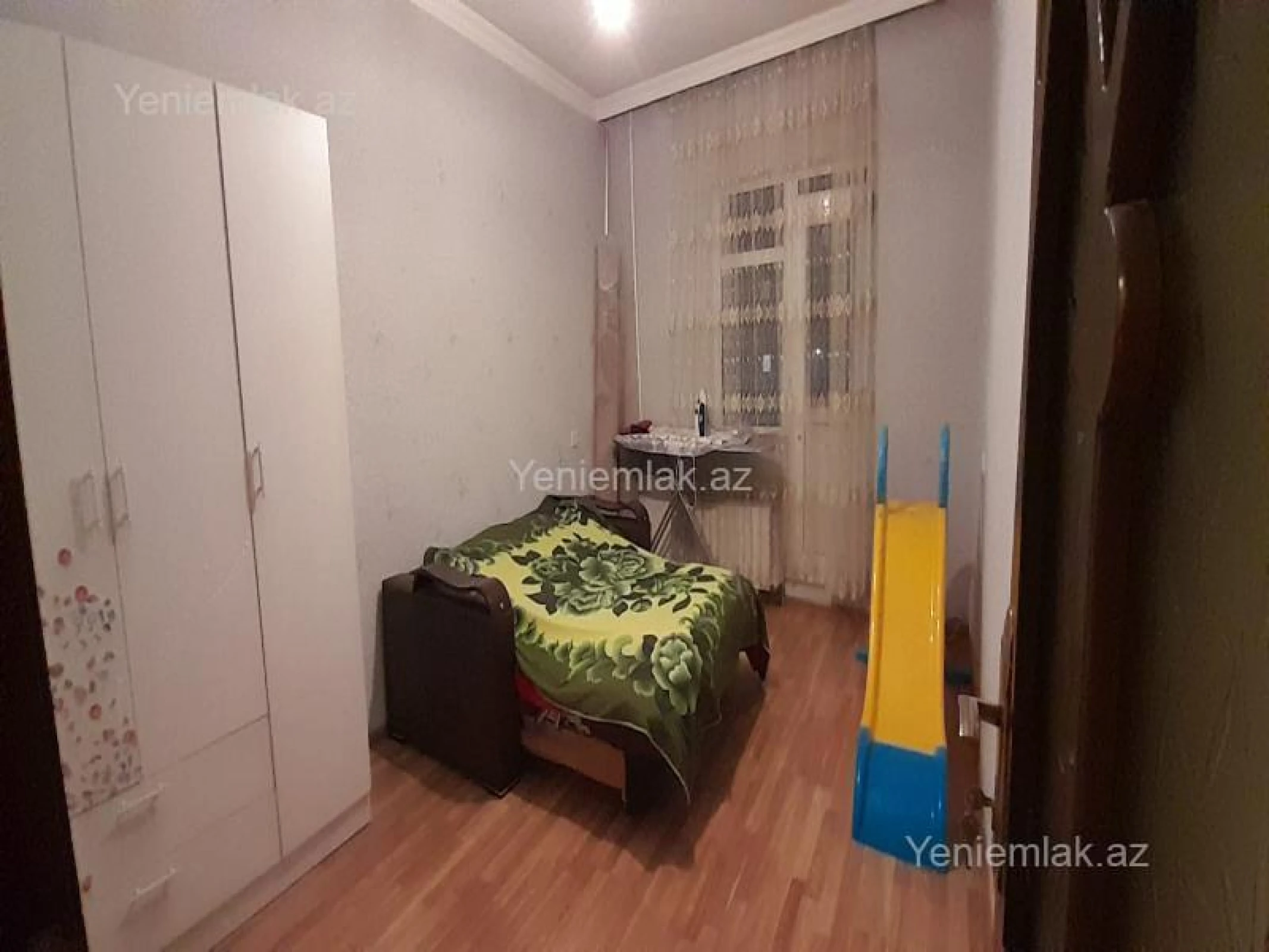 Satılır 3 otaqlı köhnə tikili 71 m²