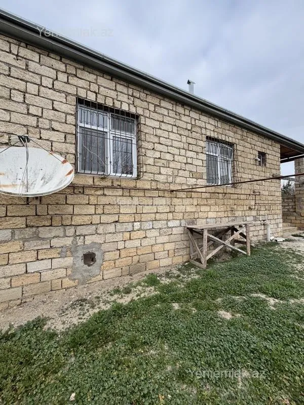 Satılır 3 otaqlı həyət evi 120 m²