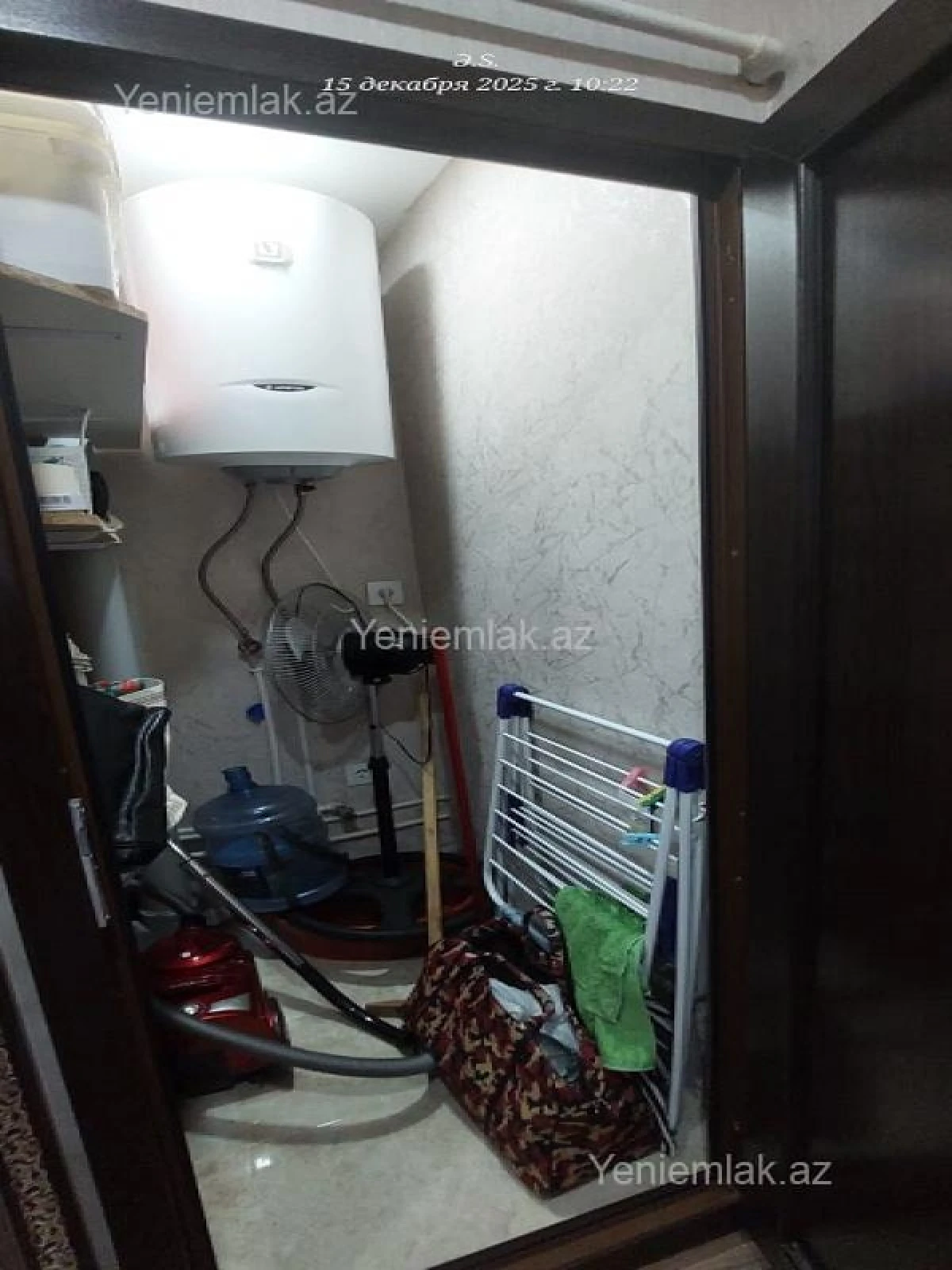 Satılır 1 otaqlı köhnə tikili 42 m²