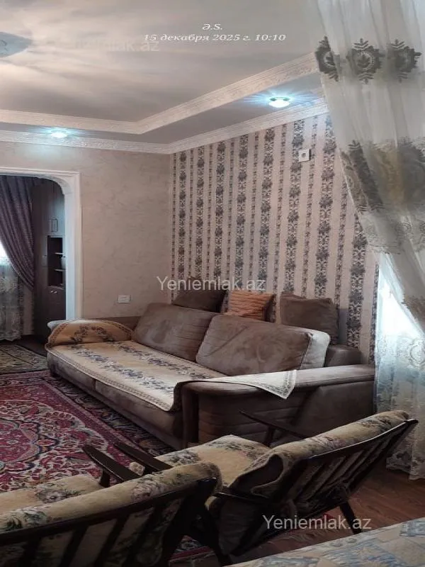 Satılır 1 otaqlı köhnə tikili 42 m²