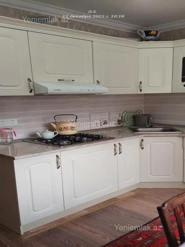 Satılır 1 otaqlı köhnə tikili 42 m²