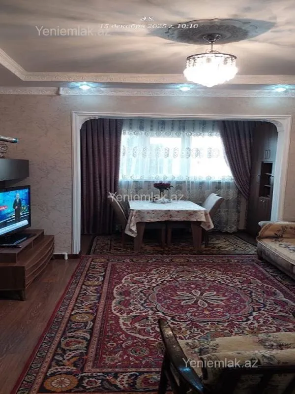 Satılır 1 otaqlı köhnə tikili 42 m²