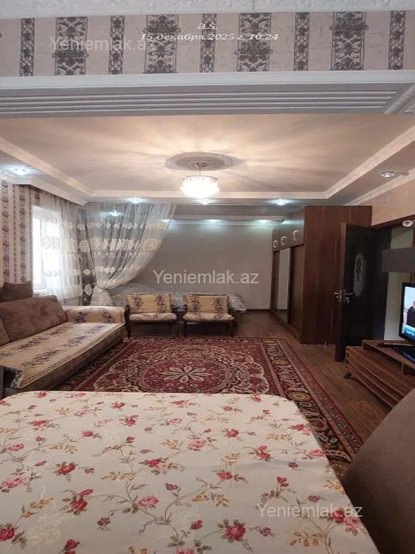 Satılır 1 otaqlı köhnə tikili 42 m²
