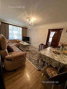 Satılır 4 otaqlı köhnə tikili 90 m² — Sumqayıt, 9-cu mikrorayon 4 otaq 90.00 m²
