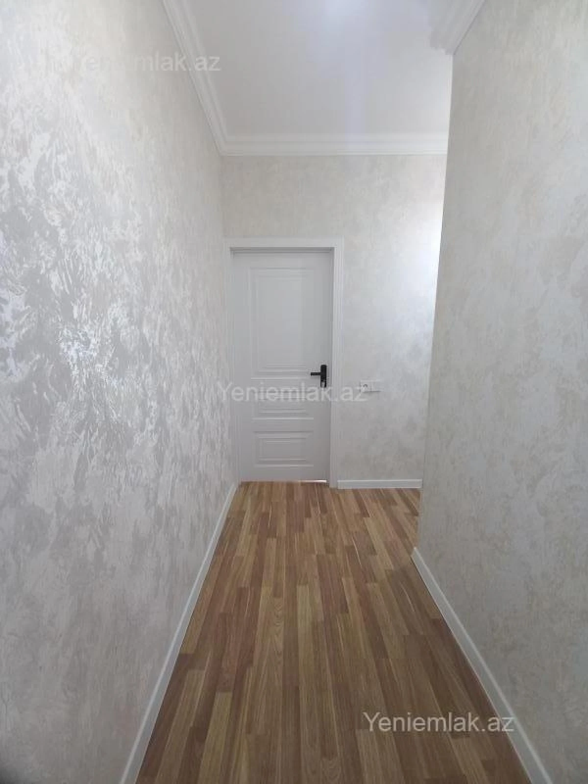 Satılır 1 otaqlı köhnə tikili 45 m²