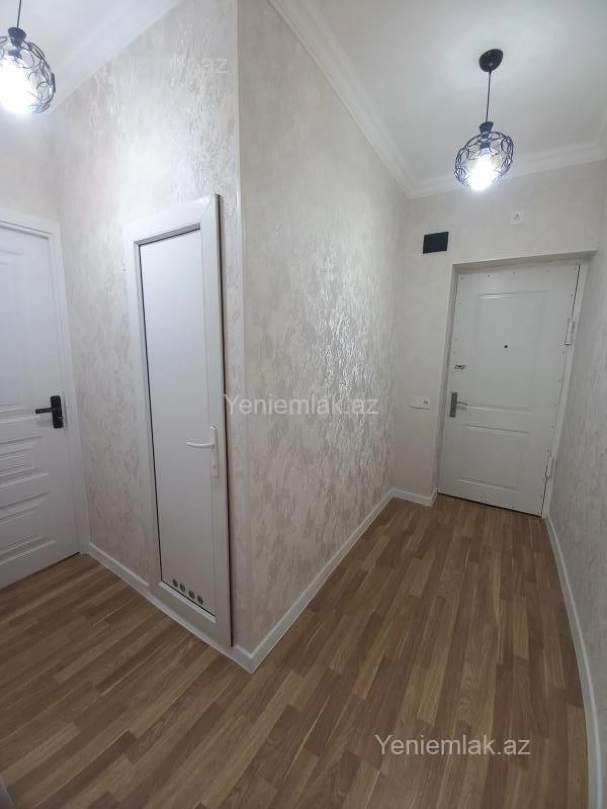 Satılır 1 otaqlı köhnə tikili 45 m²