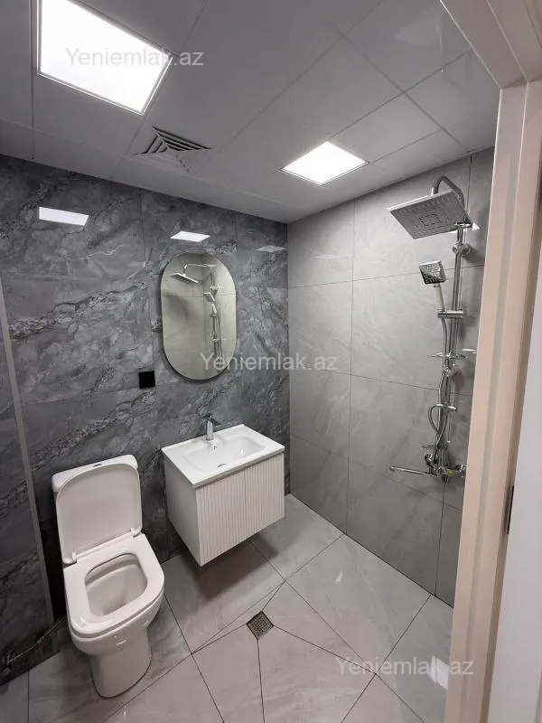 Satılır 2 otaqlı köhnə tikili 55 m²