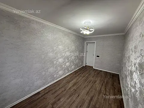 Satılır 2 otaqlı köhnə tikili 55 m²
