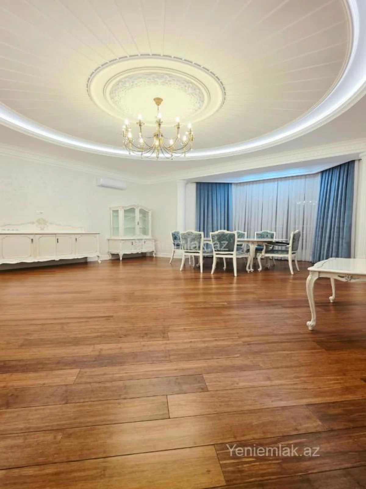 Satılır 4 otaqlı yeni tikili 211 m²