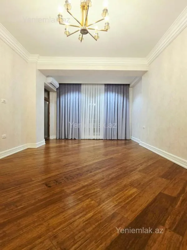 Satılır 4 otaqlı yeni tikili 211 m²
