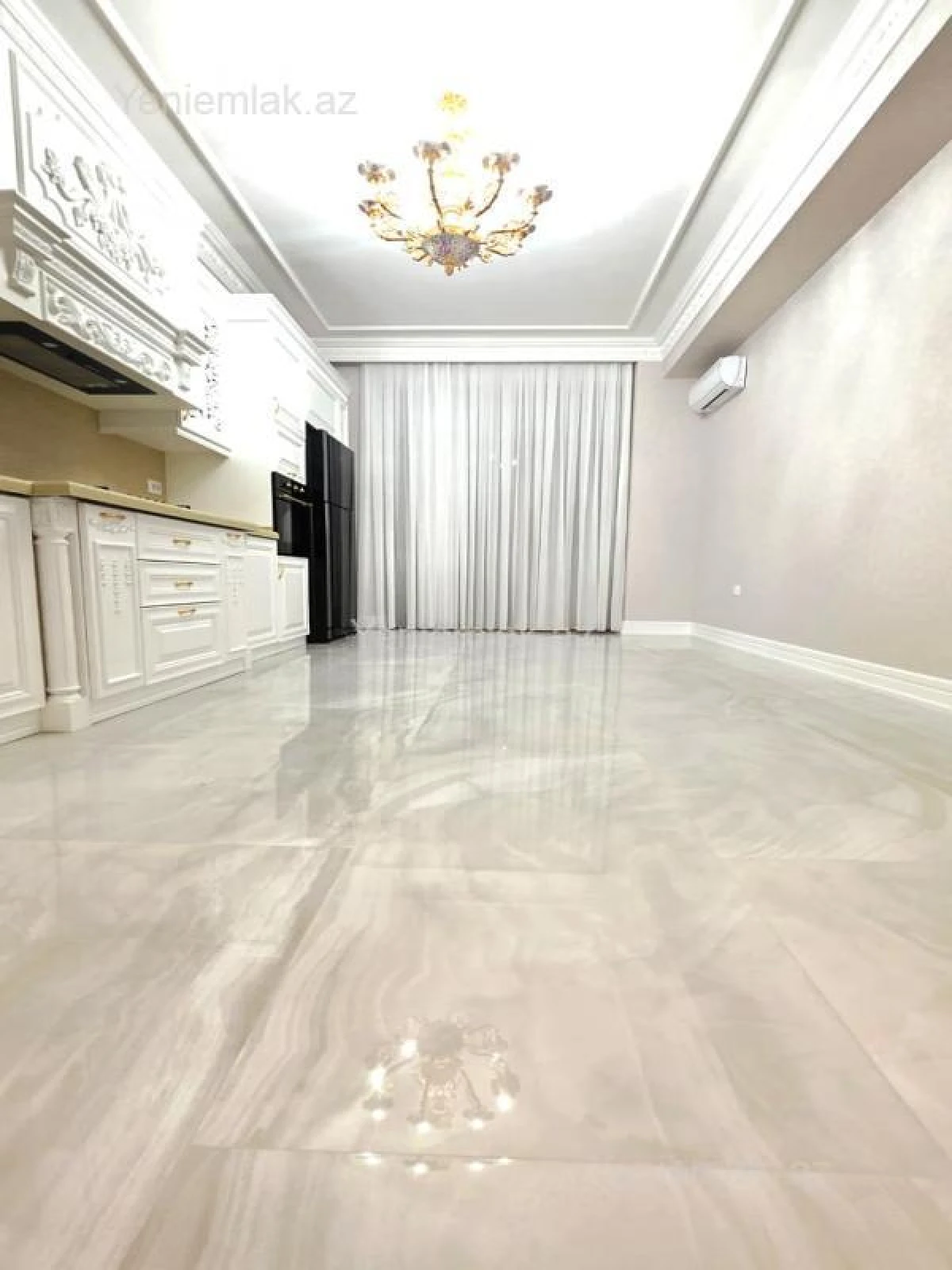 Satılır 4 otaqlı yeni tikili 211 m²
