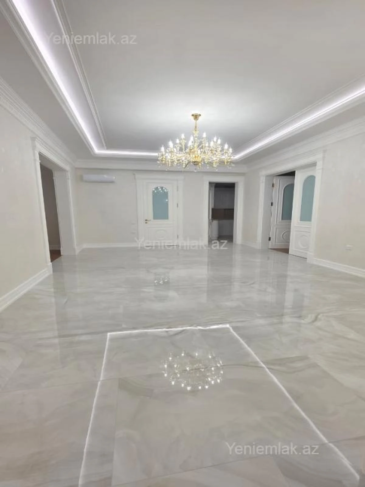Satılır 4 otaqlı yeni tikili 211 m²