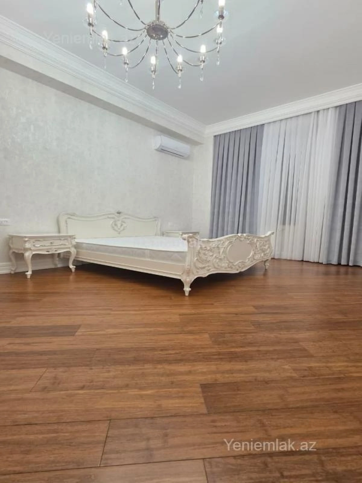 Satılır 4 otaqlı yeni tikili 211 m²
