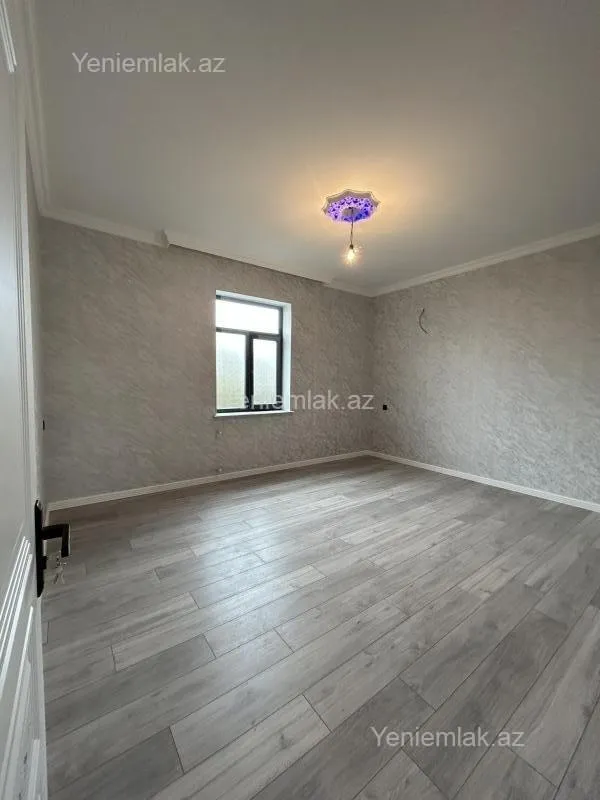 Satılır 7 otaqlı həyət evi 200 m²