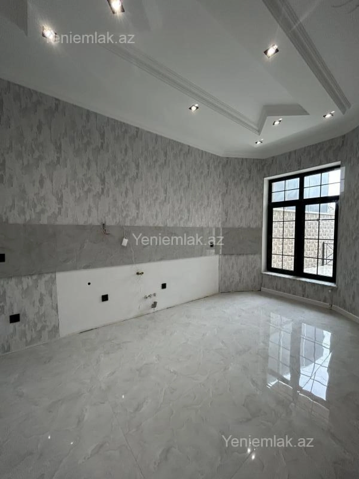 Satılır 7 otaqlı həyət evi 200 m²