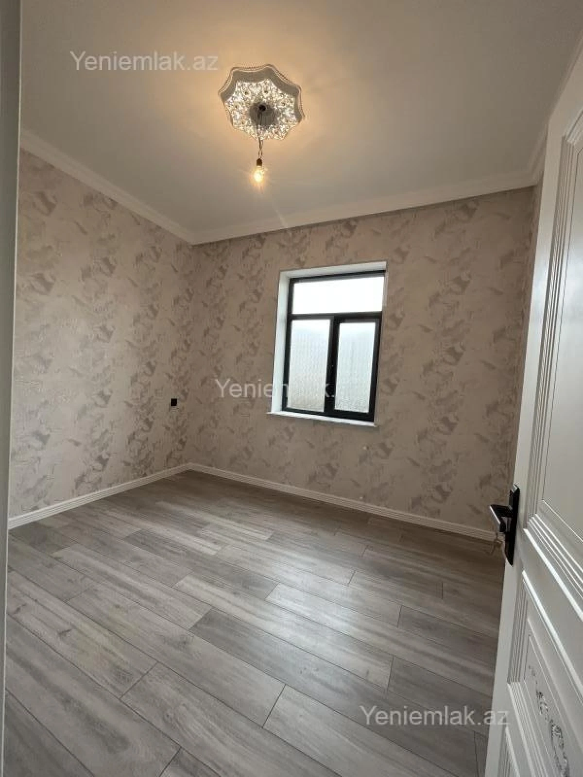 Satılır 7 otaqlı həyət evi 200 m²