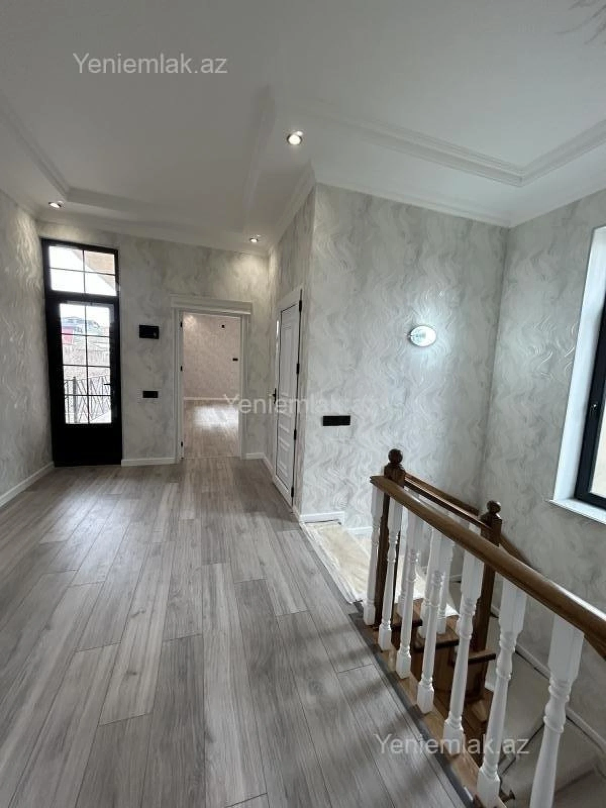 Satılır 7 otaqlı həyət evi 200 m²