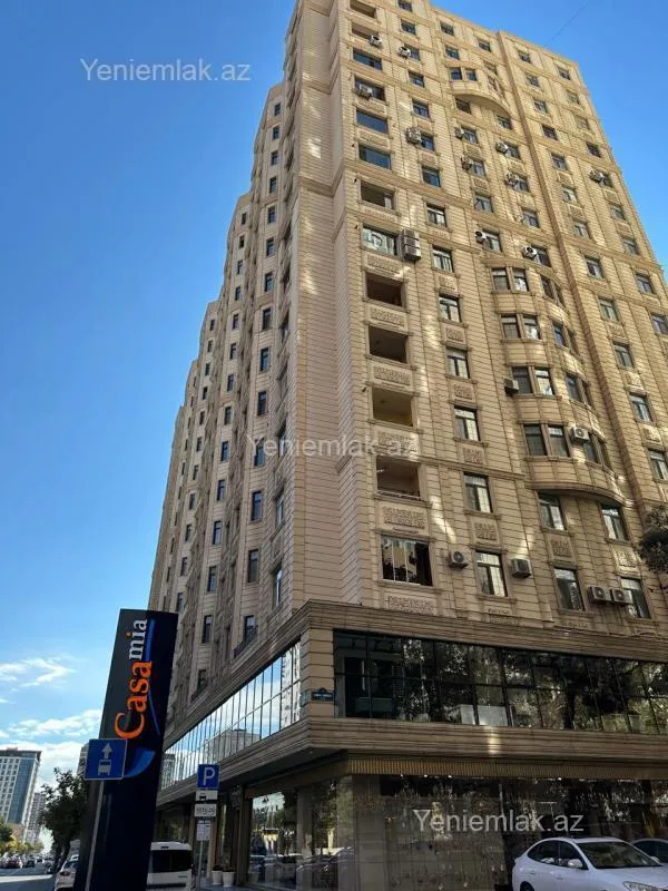 Satılır 3 otaqlı yeni tikili 138 m²