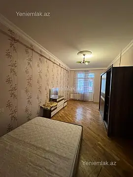 Satılır 3 otaqlı yeni tikili 135 m²