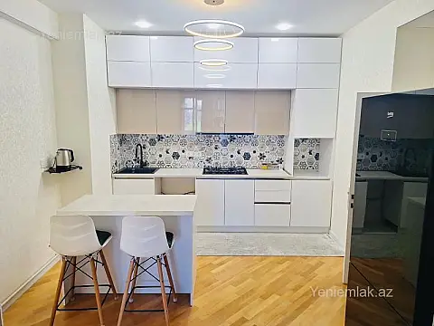 Satılır 3 otaqlı yeni tikili 117 m²