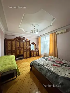 Satılır 4 otaqlı yeni tikili 130 m²