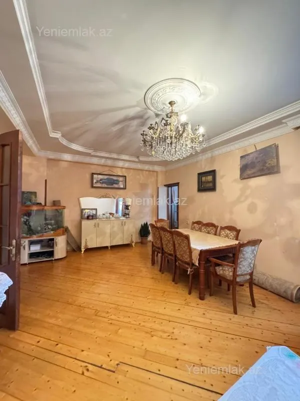 Satılır 4 otaqlı yeni tikili 130 m²