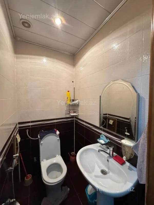 Satılır 4 otaqlı yeni tikili 130 m²