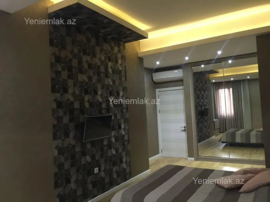 Satılır 4 otaqlı yeni tikili 210 m²