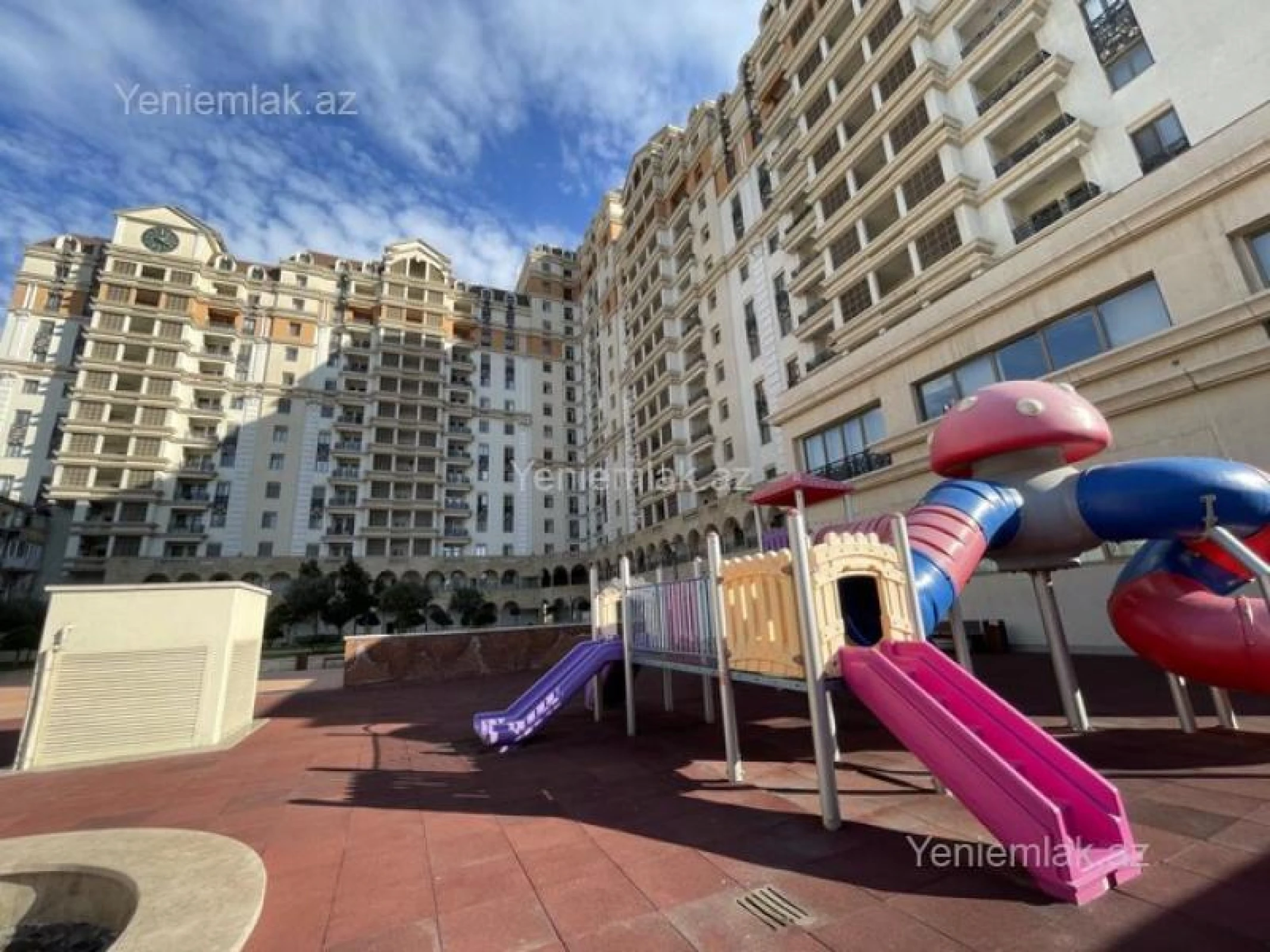 Satılır 4 otaqlı yeni tikili 210 m²