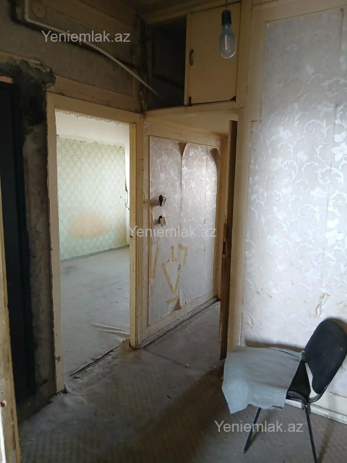 Satılır 2 otaqlı köhnə tikili 65 m²