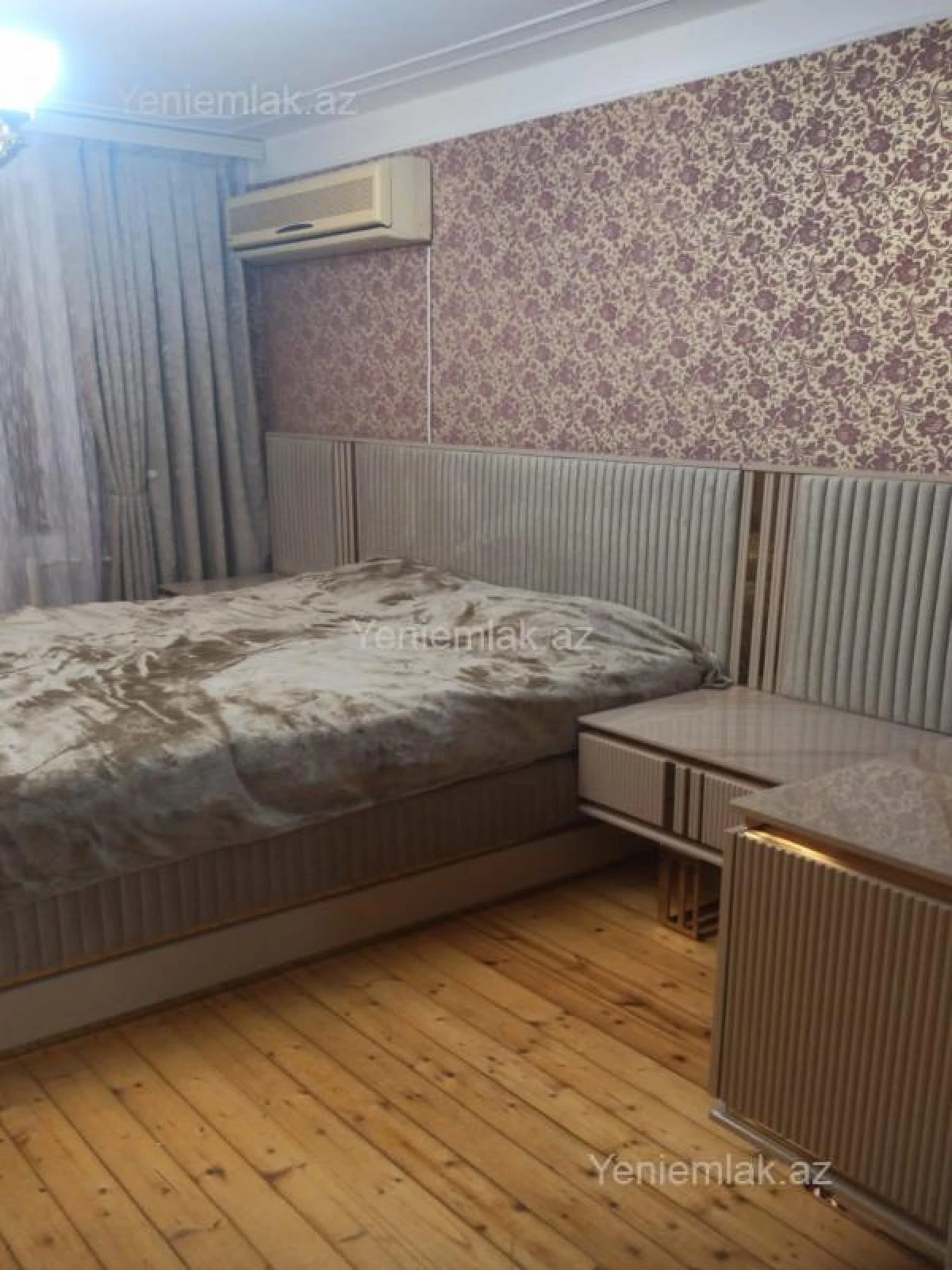 Satılır 3 otaqlı köhnə tikili 90 m²