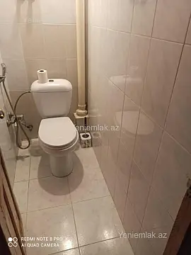 Satılır 3 otaqlı köhnə tikili 90 m²