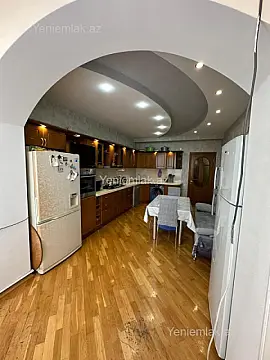 Satılır 4 otaqlı yeni tikili 157 m²
