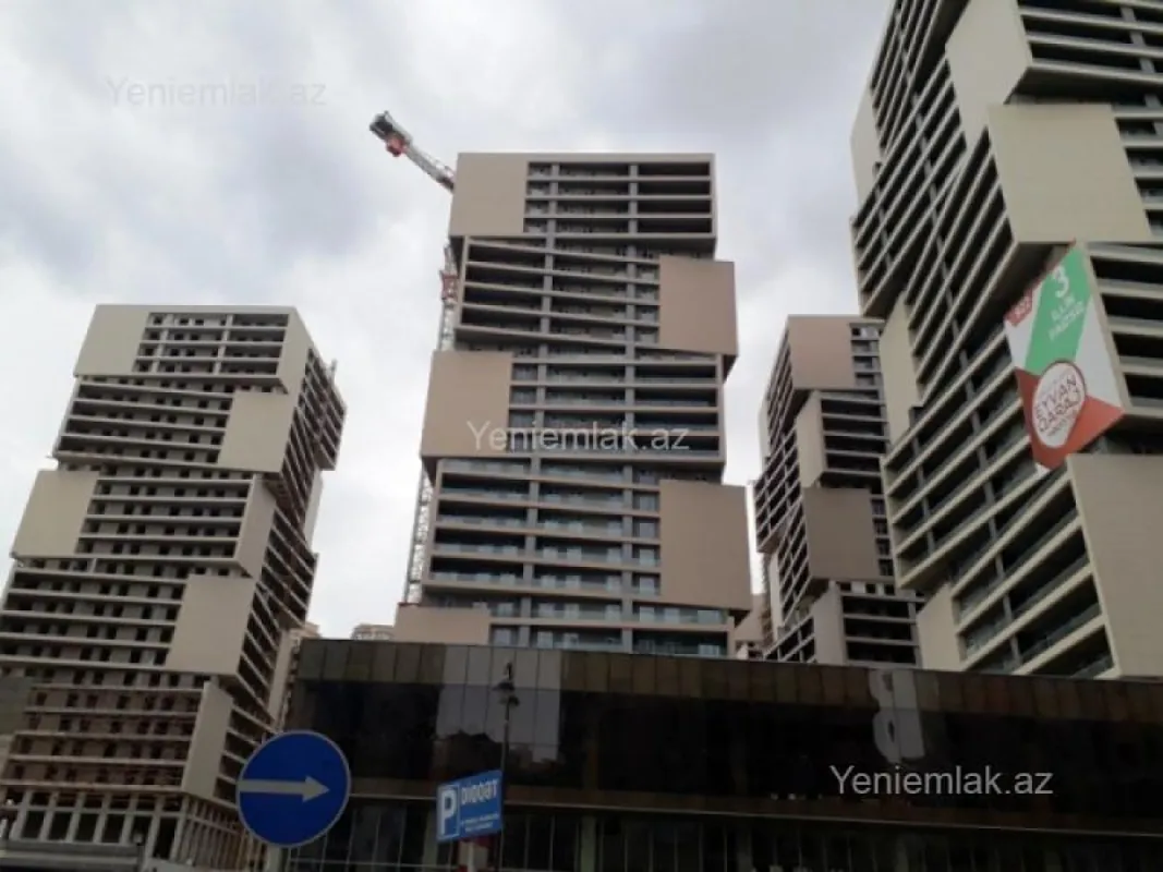 Satılır 4 otaqlı yeni tikili 178 m²