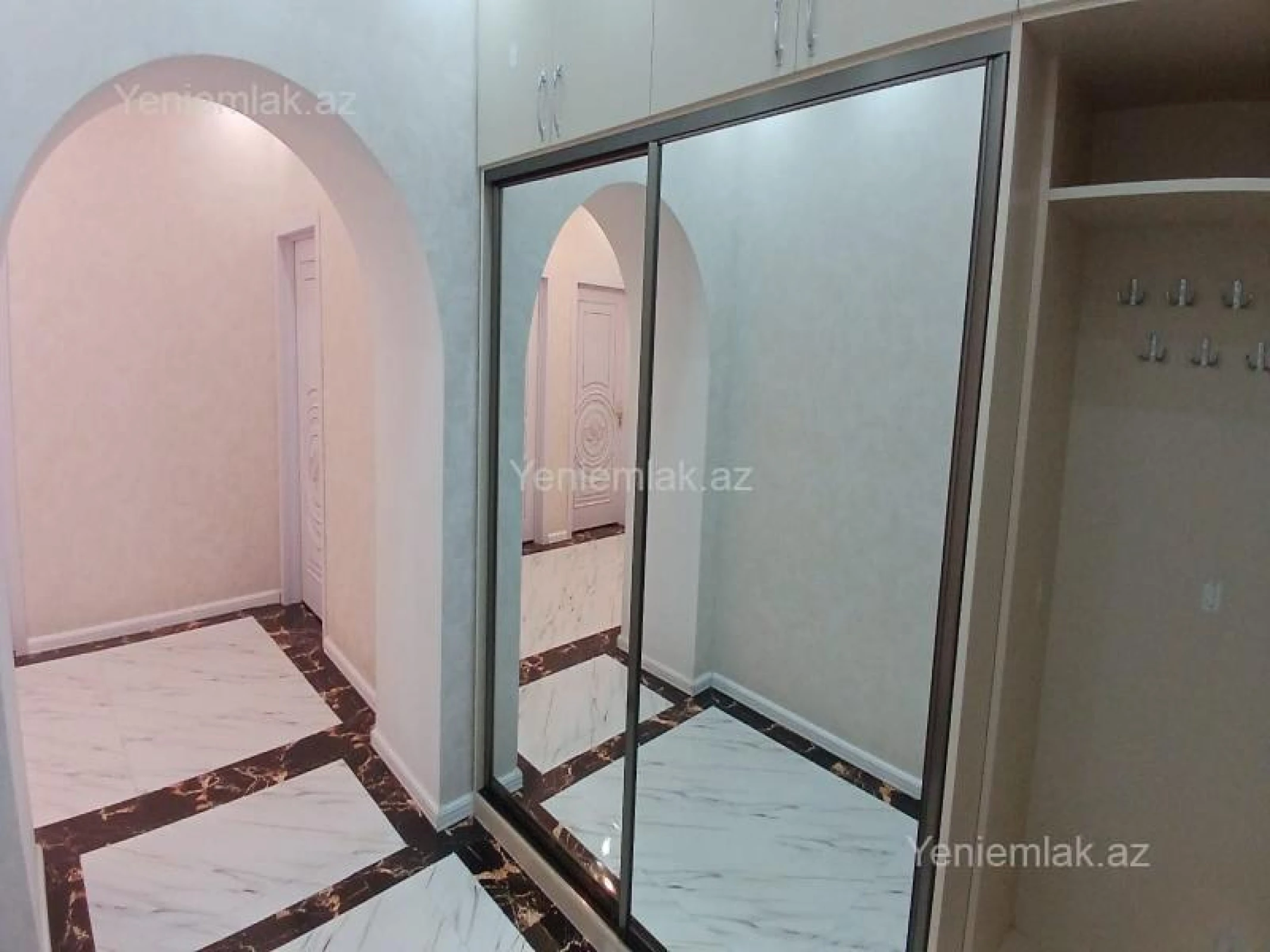 Satılır 4 otaqlı yeni tikili 178 m²