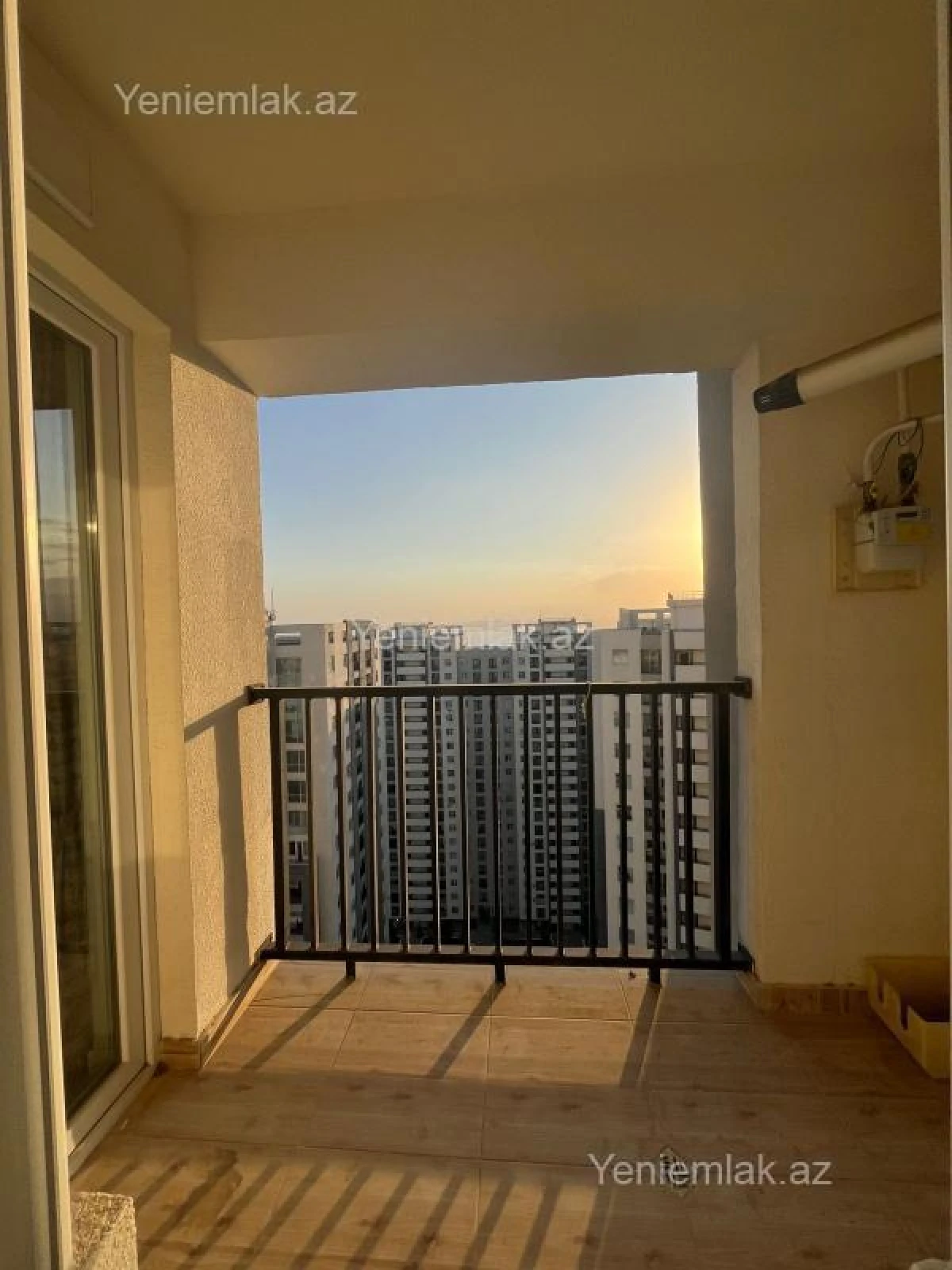 Satılır 3 otaqlı yeni tikili 110 m²