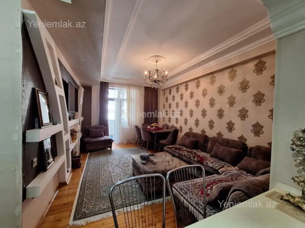 Satılır 3 otaqlı yeni tikili 83 m²