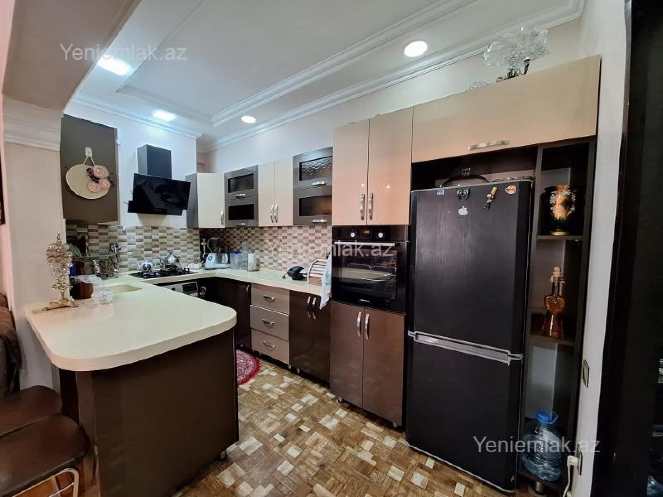 Satılır 3 otaqlı yeni tikili 83 m²