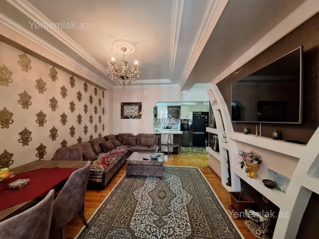 Satılır 3 otaqlı yeni tikili 83 m²