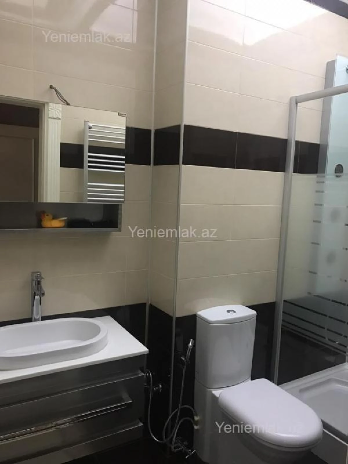 Satılır 3 otaqlı yeni tikili 150 m²