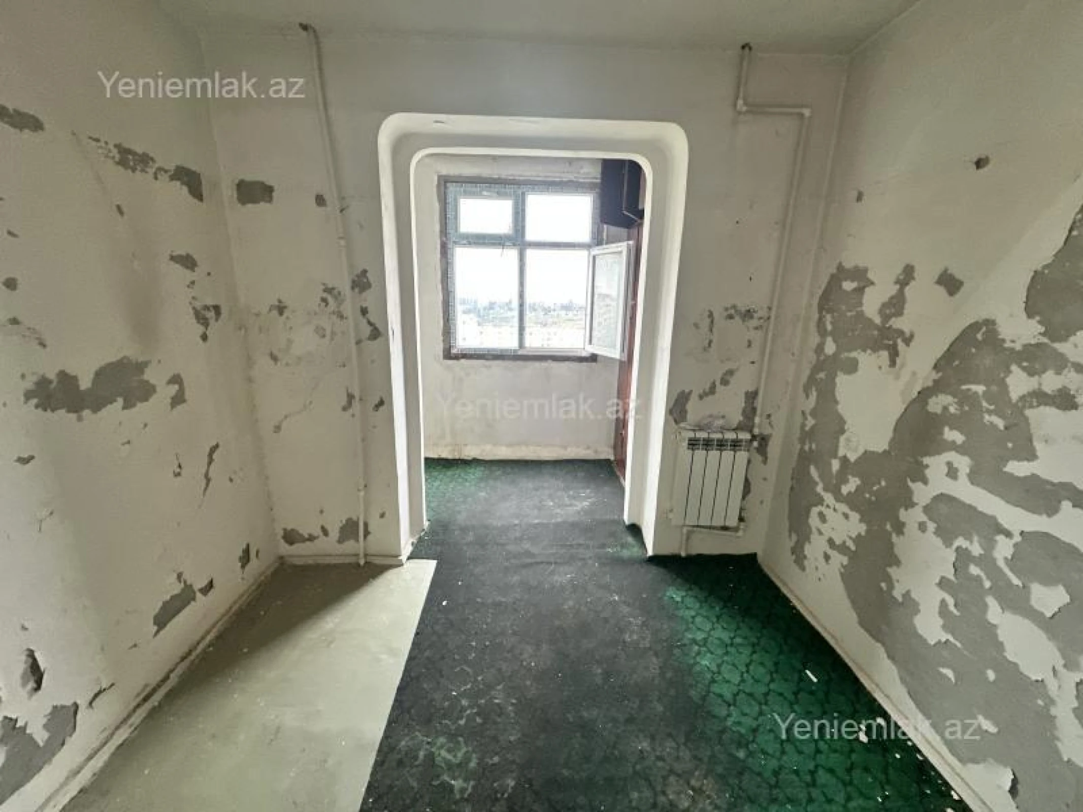 Satılır 1 otaqlı köhnə tikili 40 m²