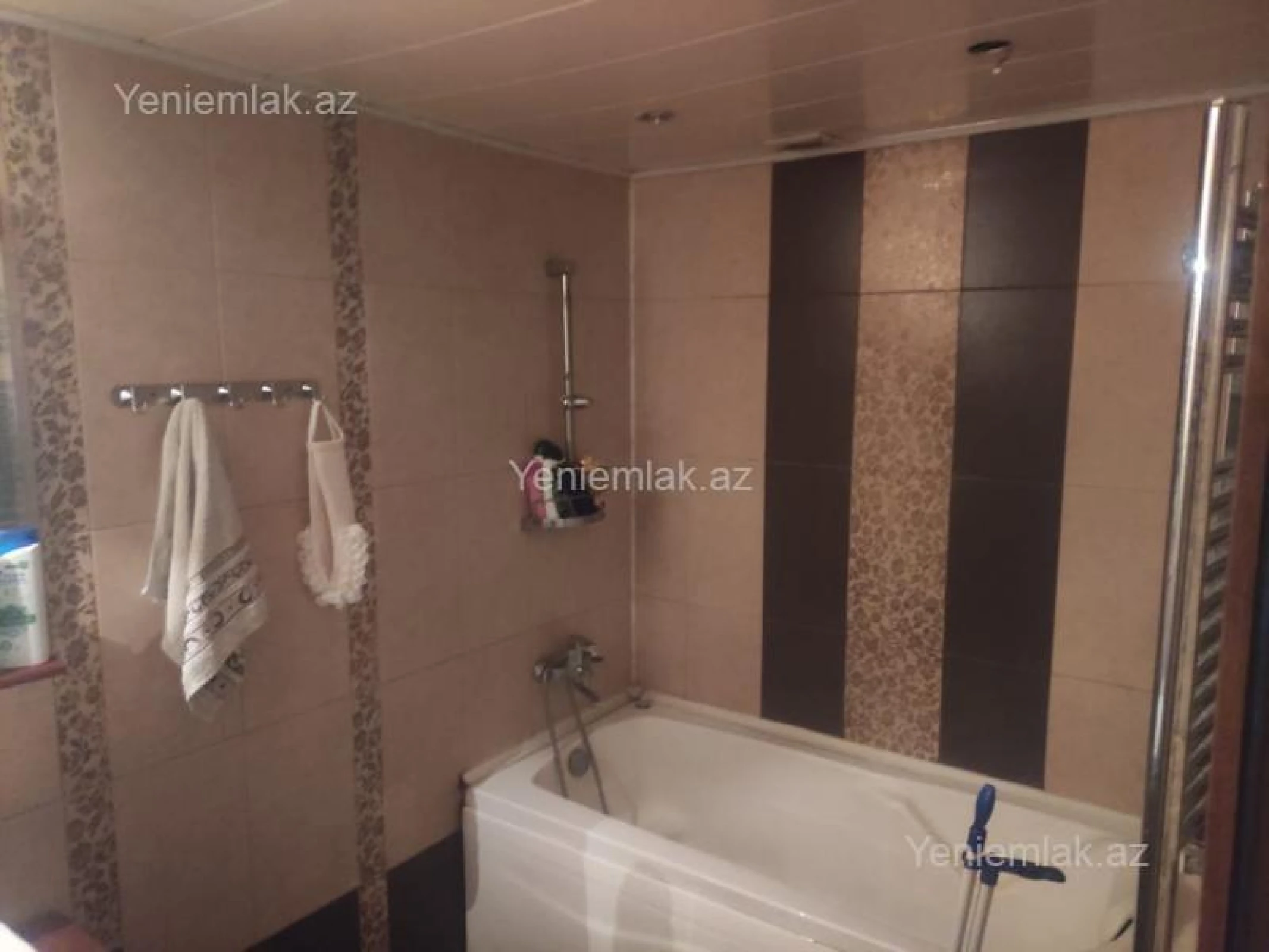 Satılır 3 otaqlı yeni tikili 100 m²