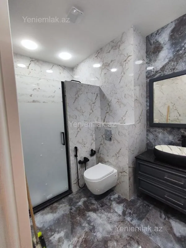 Satılır 3 otaqlı yeni tikili 122 m²