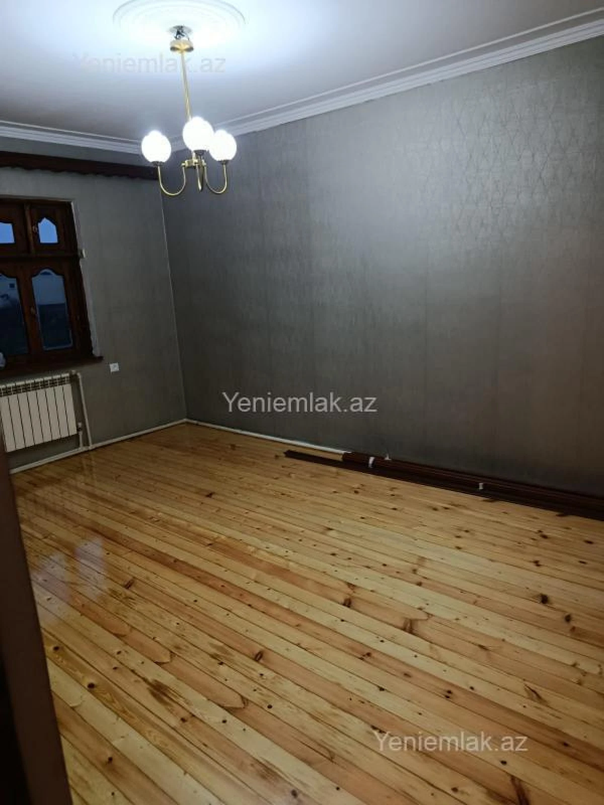 Satılır 5 otaqlı köhnə tikili 70 m²