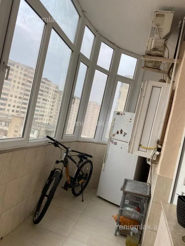 Satılır 3 otaqlı yeni tikili 100 m²